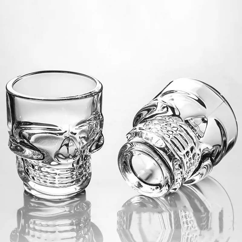 クリエイティブスカルヘッドショットグラス、クリアクリスタルワ - Wine Vodka Beer のレビューと価格